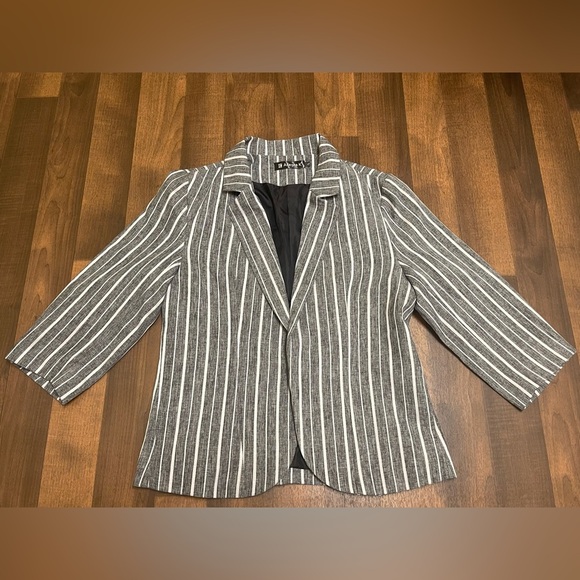 Allegra K Black and White Striped Blazer Tailored Suit Jacket - Picture 1 of 4
